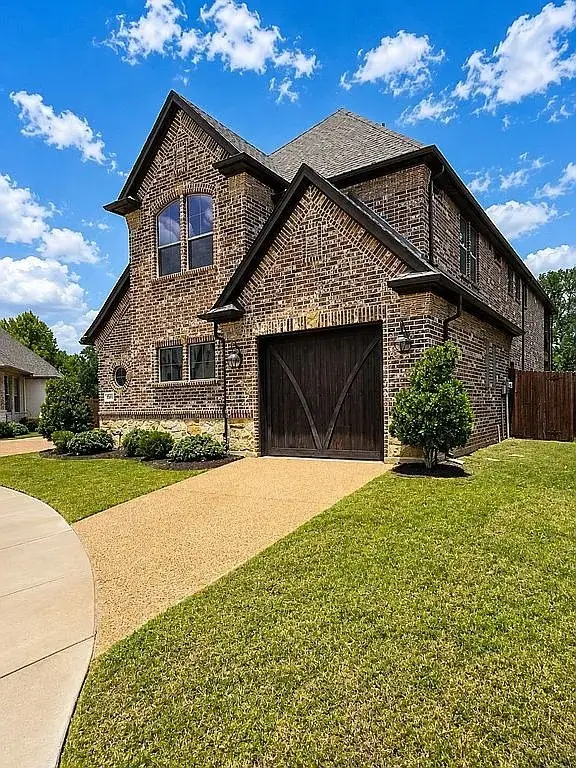 2828 Stadium View Drive, Fort Worth, TX 76118 - #2