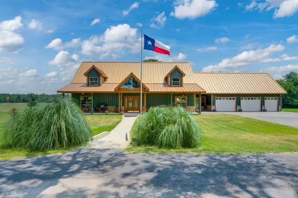 1521 County Road 3117, Clarksville, TX 75426