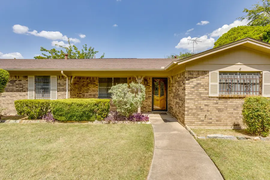 14 Arthur Drive, Edgecliff Village, TX 76134 - #3