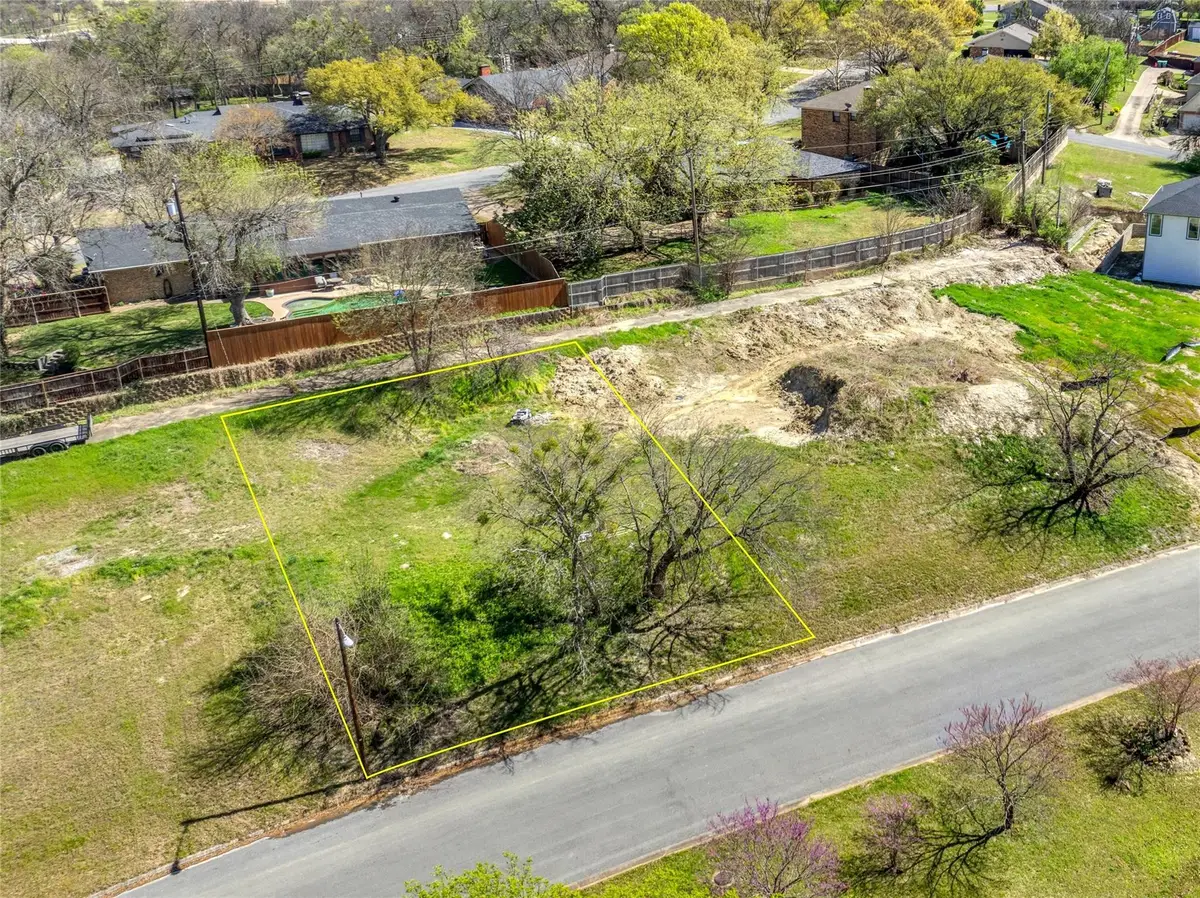 311 Arapaho W, Sherman, TX 75092 - #1