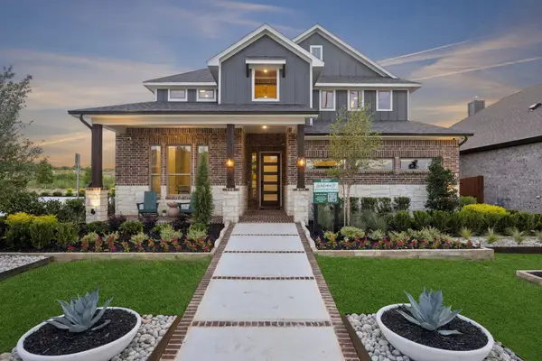 10132 Oakstone Drive, Fort Worth, TX 76108