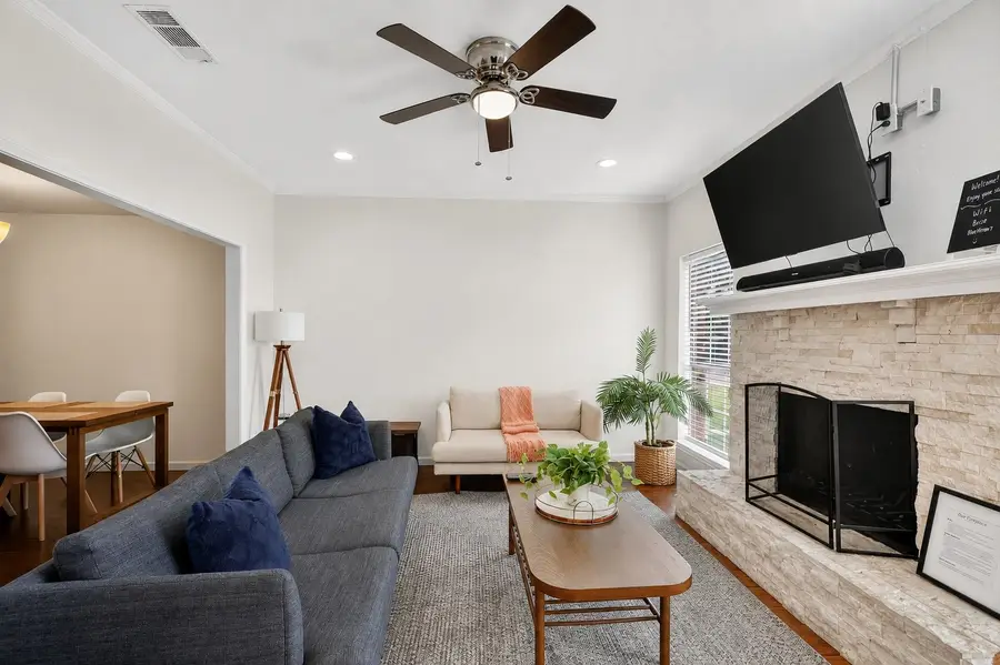 2509 W Oakdale Road, Irving, TX 75060 - #2