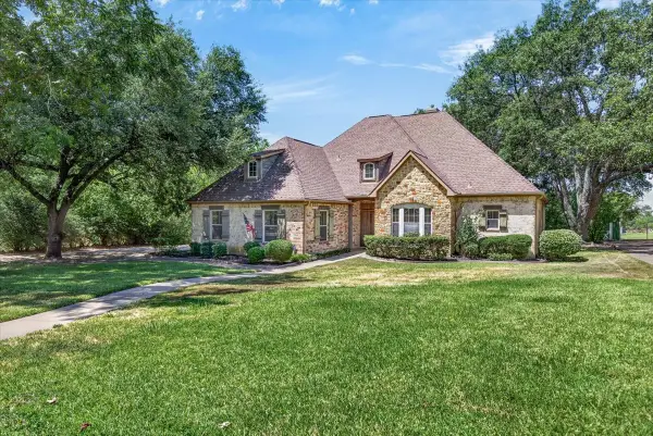 1400 Lewis Drive, Kaufman, TX 75142