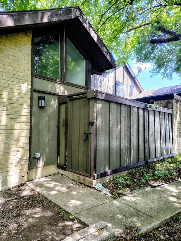 4623 Country Creek Drive #1049, Dallas, TX 75236