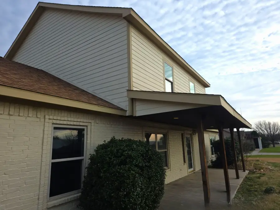 10456 Gentry Drive, Justin, TX 76247 - #2