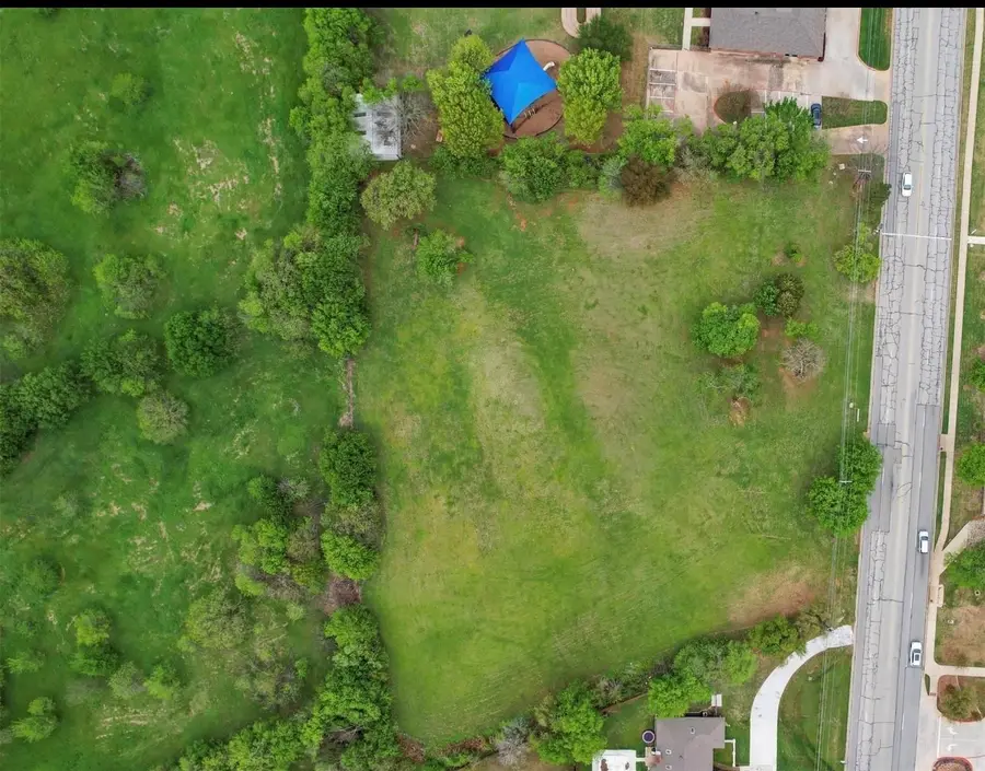 1731 N Walnut Creek Drive, Mansfield, TX 76063 - #2