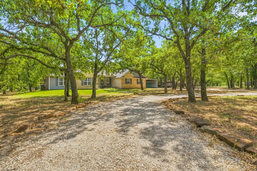 330 Rambling Oaks Road, Graham, TX 76450 - #2