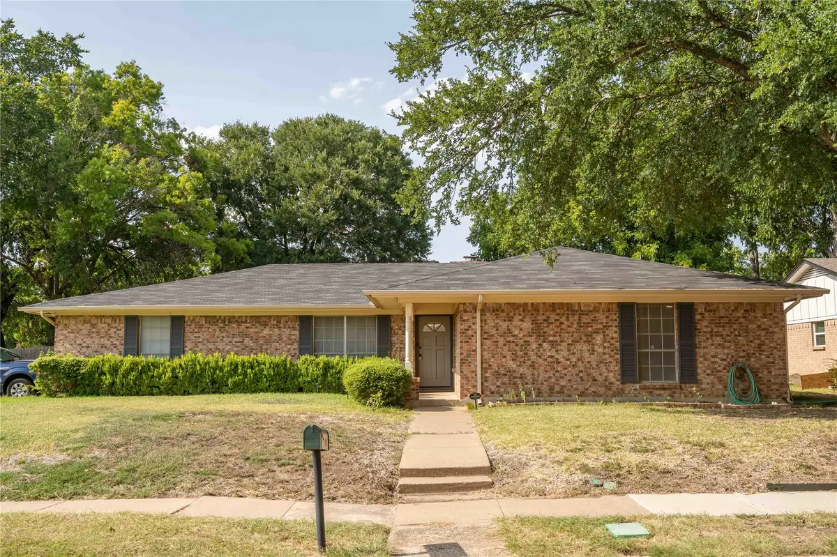 2001 Chalice Road, Arlington, TX 76014 - #1