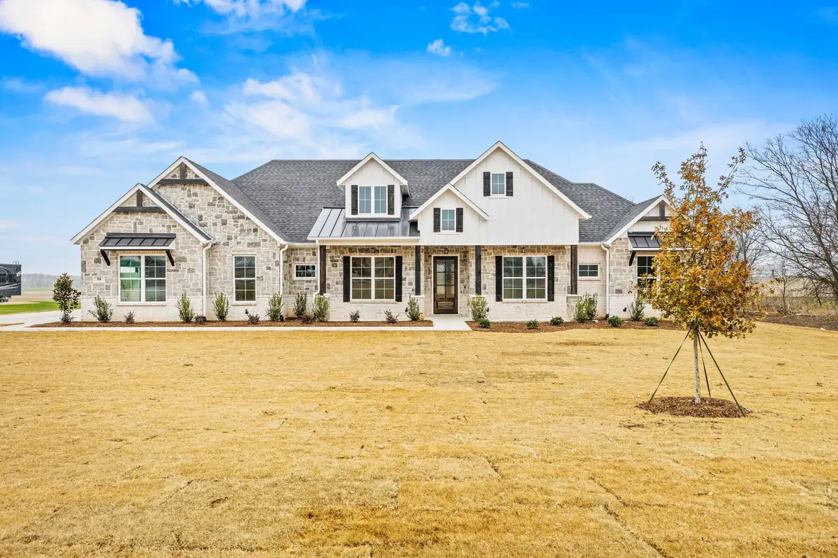 121 Cr 207, Valley View, TX 76272 - #1