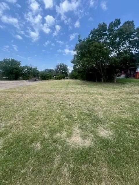 1402 SE 6th Avenue, Mineral Wells, TX 76067