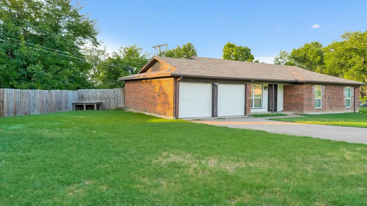 1500 High Ridge Road, Benbrook, TX 76126 - #1