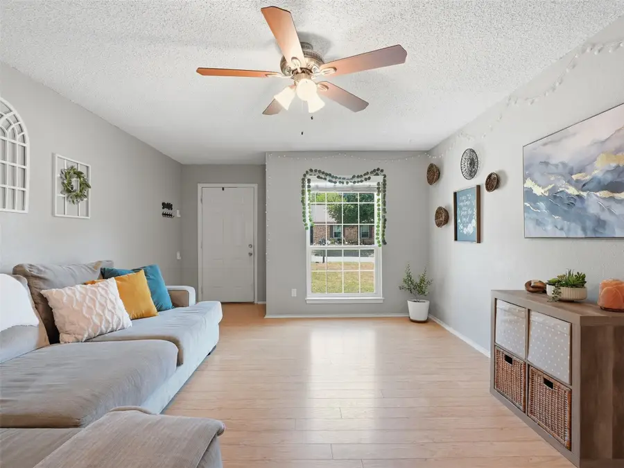 6206 Hott Springs Drive, Arlington, TX 76001 - #3