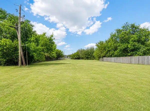 2211 Foster Circle, Caddo Mills, TX 75135