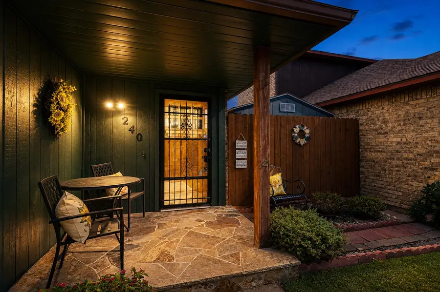 240 Dewey Court, Irving, TX 75060 - #3