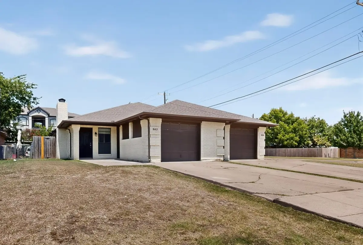 900 Irene Street, Burleson, TX 76028 - #1