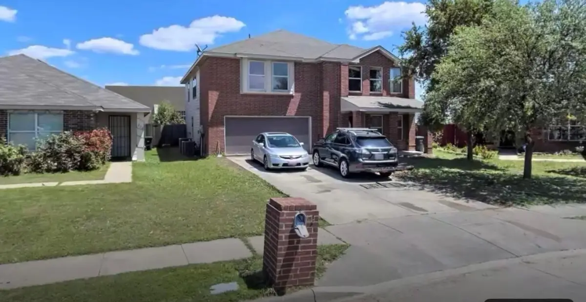 208 Dakota Ridge Drive, Fort Worth, TX 76134 - #1