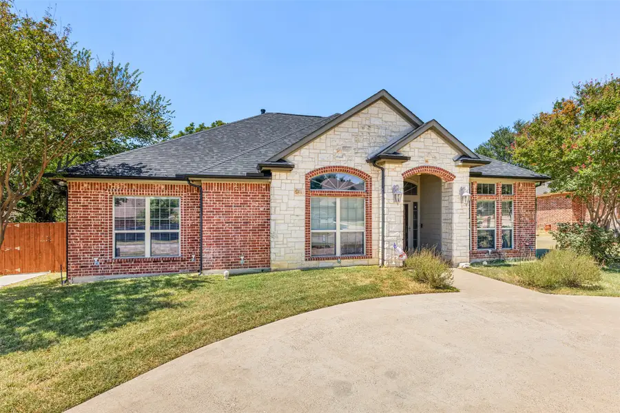 1010 Williams Street, Ennis, TX 75119 - #3