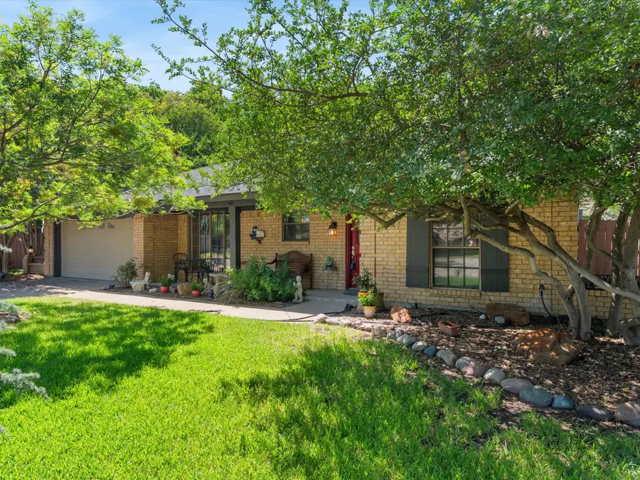 2501 New Haven Court, Bedford, TX 76022 - #3