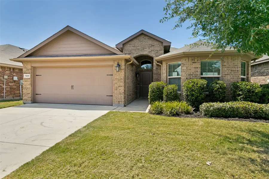 7205 Wavecrest Way, Fort Worth, TX 76179 - #2