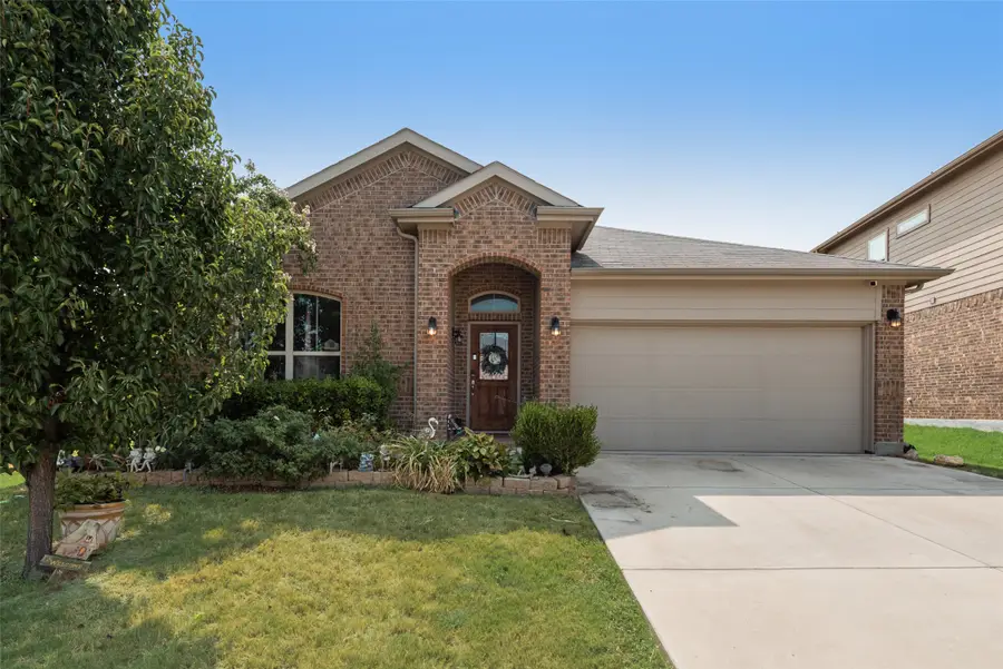 1733 Falling Star Drive, Fort Worth, TX 76052 - #2
