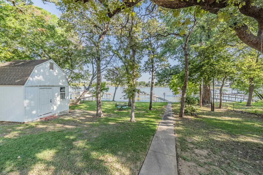 300 Shoreline Drive, Azle, TX 76020 - #3