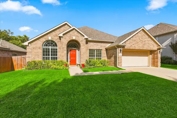 7801 Stansfield Drive, Fort Worth, TX 76137