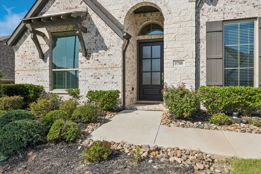 5708 Lake Jackson Drive, Fort Worth, TX 76126 - #2