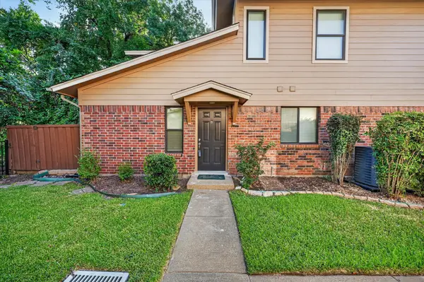 5662 Cedar Creek Drive, Benbrook, TX 76109
