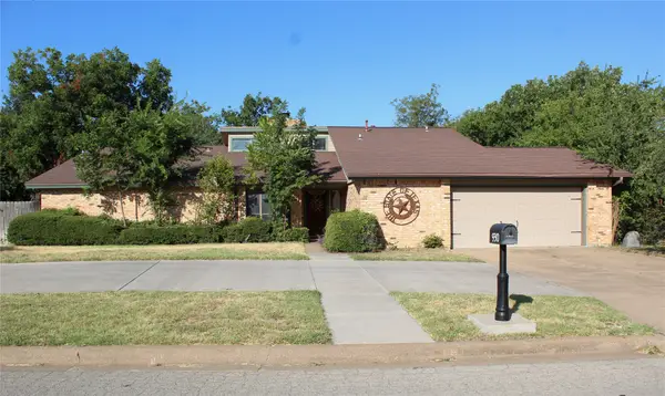 930 N Lydia Street, Stephenville, TX 76401