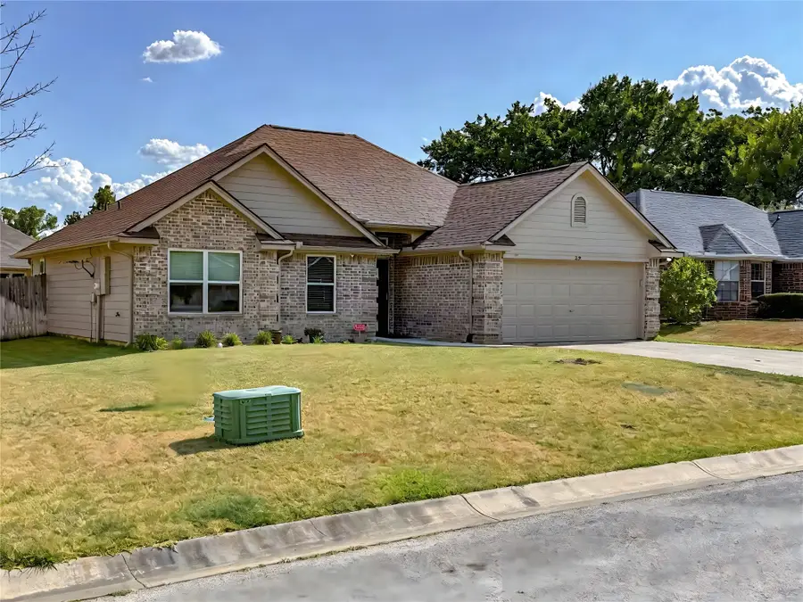 219 Quail Run, Aubrey, TX 76227 - #2