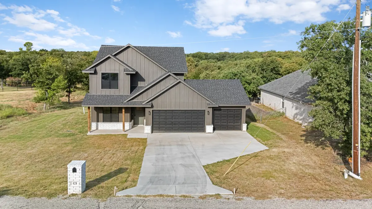 121 Jim Walter Drive, Runaway Bay, TX 76426 - #1
