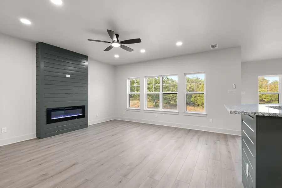 121 Jim Walter Drive, Runaway Bay, TX 76426 - #3