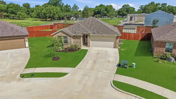 201 Volunteer Drive, Sherman, TX 75090