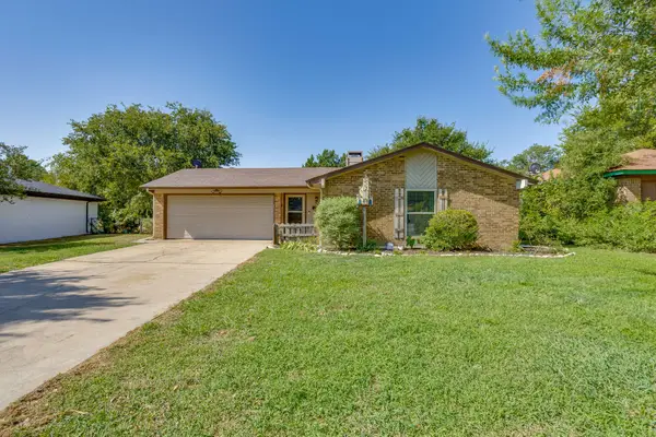 741 James Circle, Burleson, TX 76028
