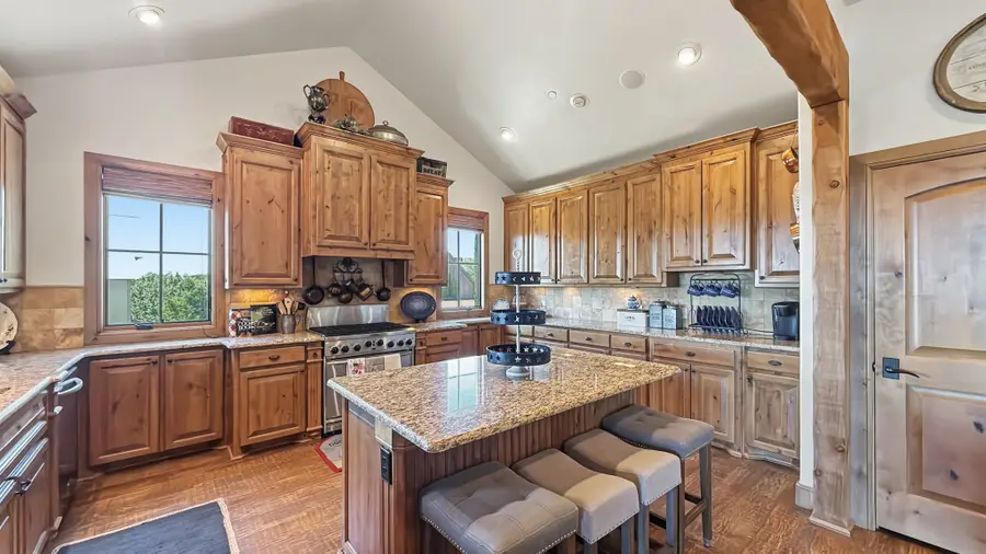2033 Harbor Way #304, Possum Kingdom Lake, TX 76449 - #2