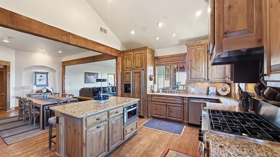 2033 Harbor Way #304, Possum Kingdom Lake, TX 76449 - #3