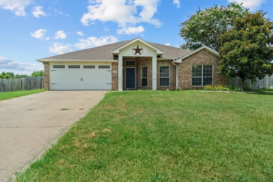 833 Greenwood Circle, Lindale, TX 75771 - #2