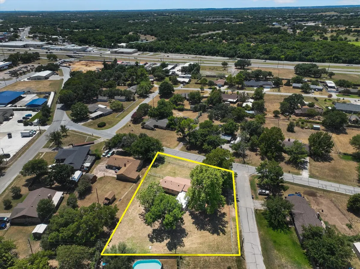716 Kerry Lane, Azle, TX 76020 - #1
