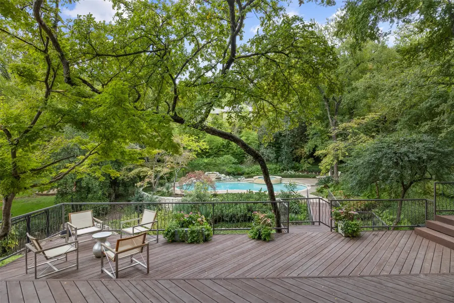 2103 Indian Creek Drive, Westover Hills, TX 76107 - #2