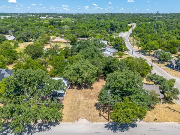 406 W Ball Street, Weatherford, TX 76086