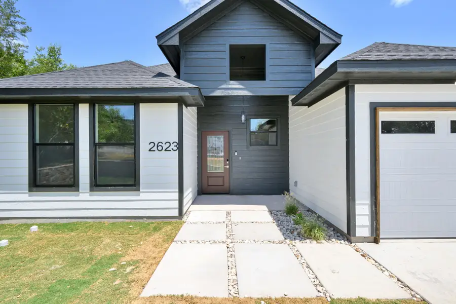 2623 Creekview Drive, Granbury, TX 76048 - #2