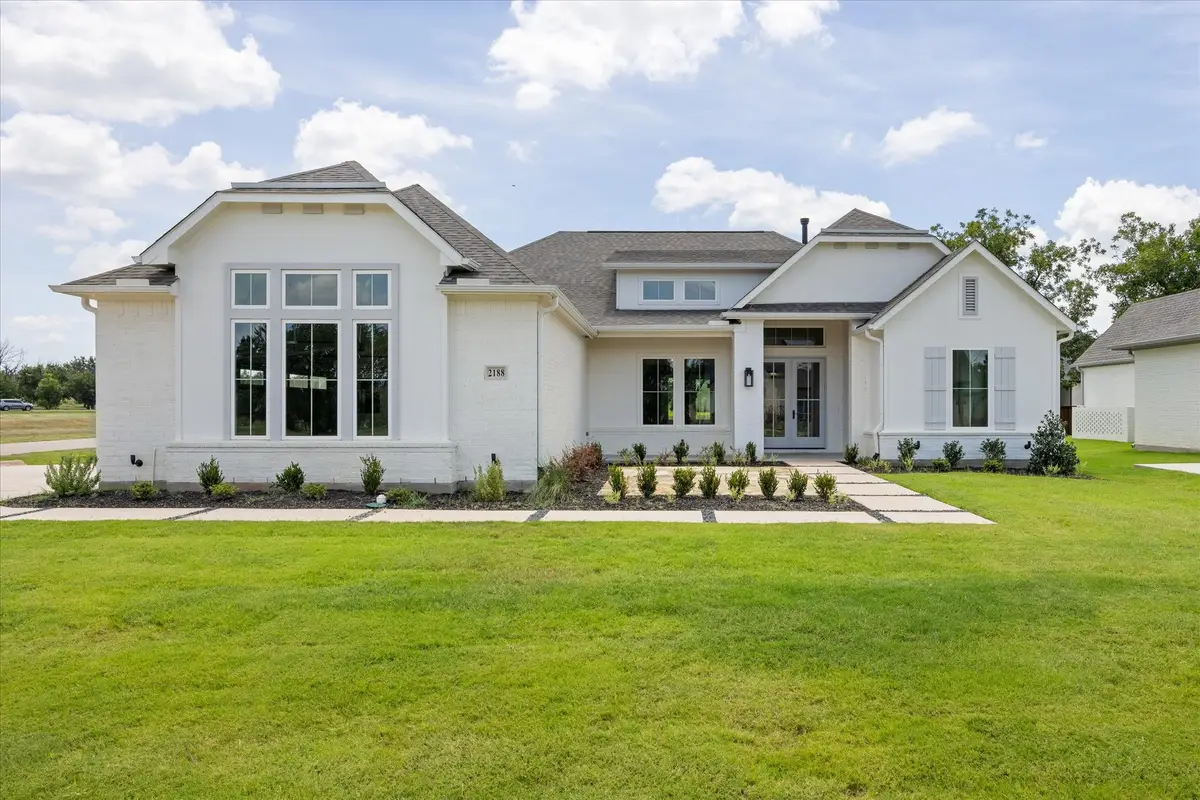 2188 Middlewood Circle, Granbury, TX 76049 - #1
