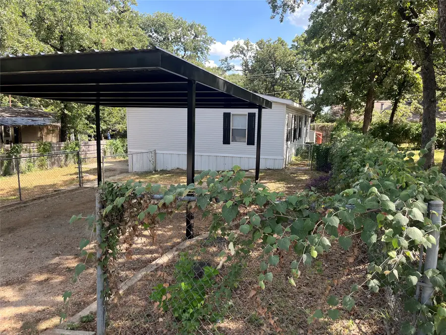 4322 Bradley Lane, Arlington, TX 76017 - #3