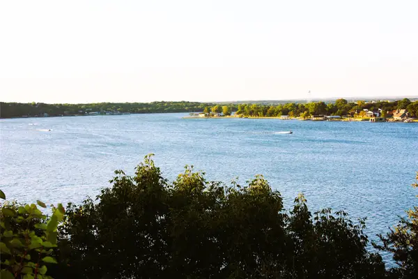 7005 Stone Bluff Court, Granbury, TX 76048