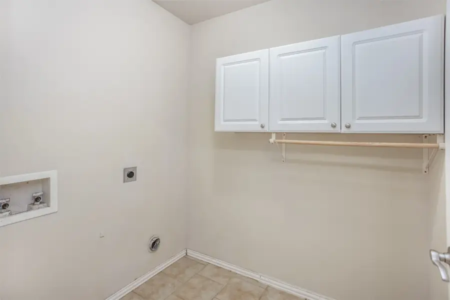 3511 Austin Street, Gainesville, TX 76240 - #2
