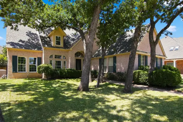 8321 Brandonwood Drive, North Richland Hills, TX 76182