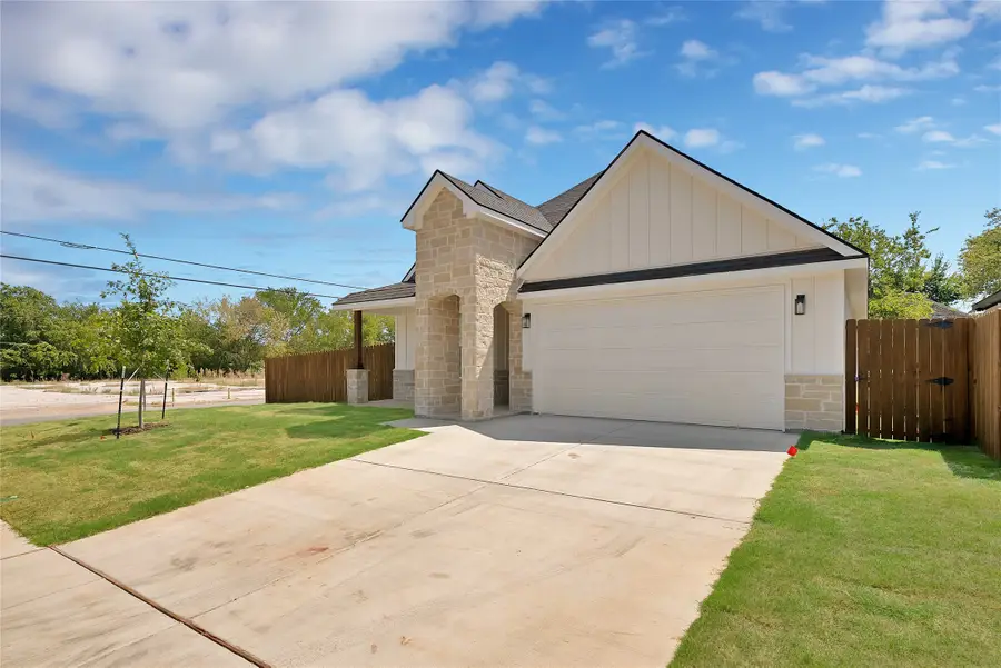 801 Tierney, Fort Worth, TX 76119 - #2