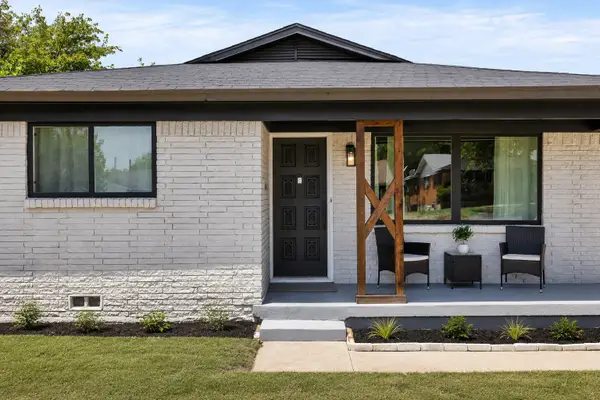 2915 Clinton Avenue, Fort Worth, TX 76106