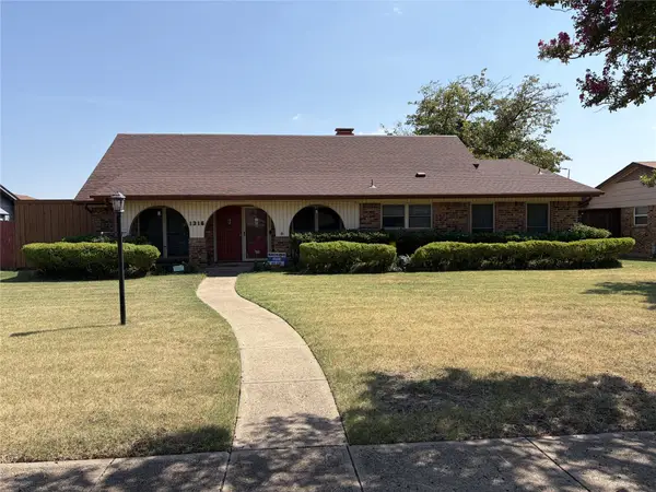 1316 Northpark Drive, Richardson, TX 75081