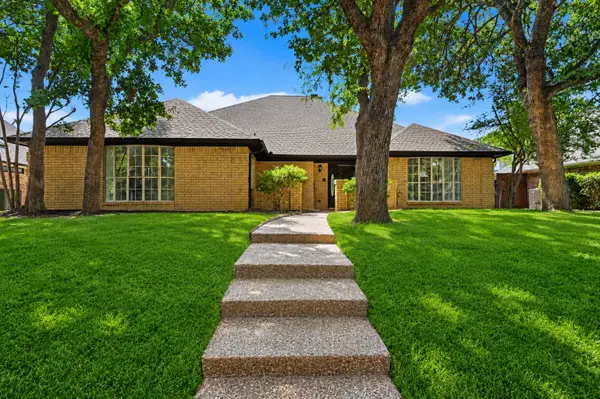 4504 Lake Park Drive, Arlington, TX 76016